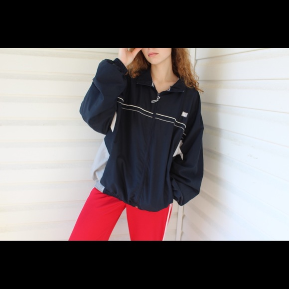 Wilson Bomber / Windbreaker - Picture 2 of 3